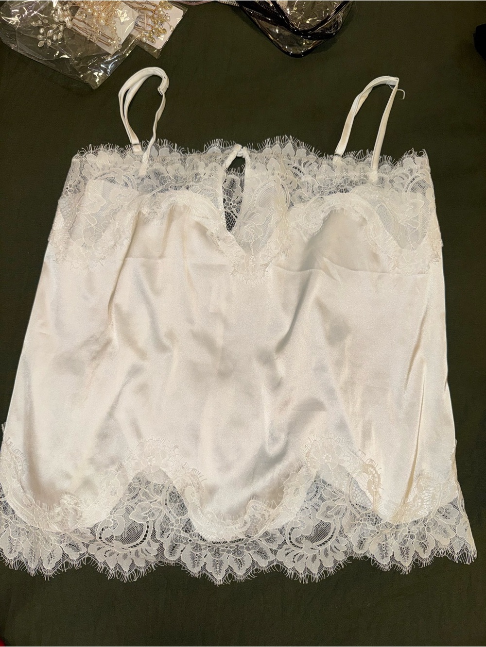 Kat the Label Olivia Bridal Lace-Trim Sleep Set - Picture 5 of 6